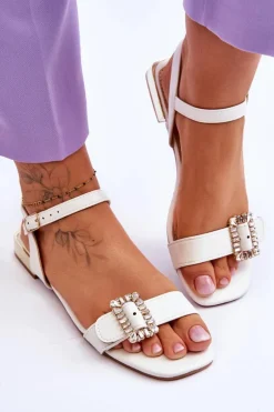 Płaskie Sandały Na Złotym Obcasie Białe Mindley