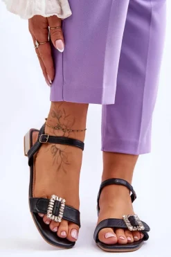 Płaskie Sandały Na Złotym Obcasie Czarne Mindley