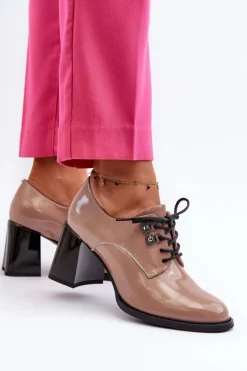 Półbuty Damskie Lakierowane Na Słupku Beżowe Nelione