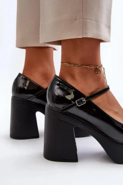 Półbuty Damskie Lakierowane Na Platformie I Słupku Big Star NN274004 Czarne