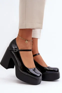 Półbuty Damskie Lakierowane Na Platformie I Słupku Big Star NN274004 Czarne