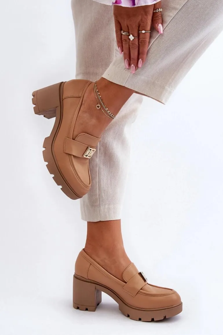 Półbuty Damskie Na Masywnym Obcasie Z Ozdobą Camel Ranunca