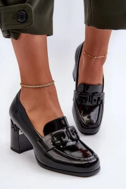 Półbuty Damskie Na Słupku Lakierowane Czarne D&A MR38-973