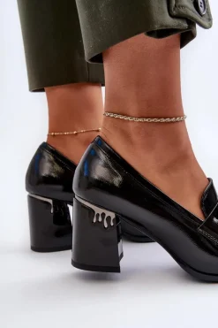 Półbuty Damskie Na Słupku Lakierowane Czarne D&A MR38-973