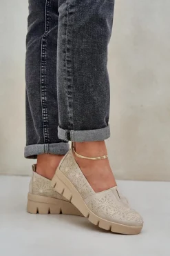 Półbuty Damskie Z Ażurowym Wzorem Na Koturnie Złote Lisvia