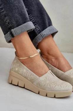 Półbuty Damskie Z Ażurowym Wzorem Na Koturnie Złote Lisvia