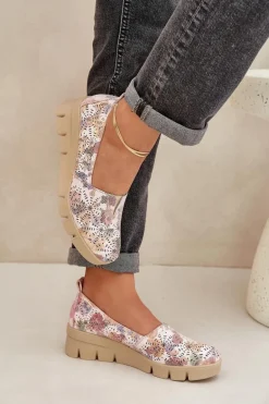 Półbuty Damskie Z Ażurowym Wzorem Na Koturnie Multikolor Lisvia