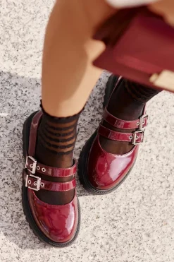 Półbuty Damskie Z Paskami Lakierowane Burgundowe Terione