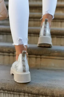 Półbuty Na Masywnej Podeszwie Nicole 2701/004 Biało-Złote