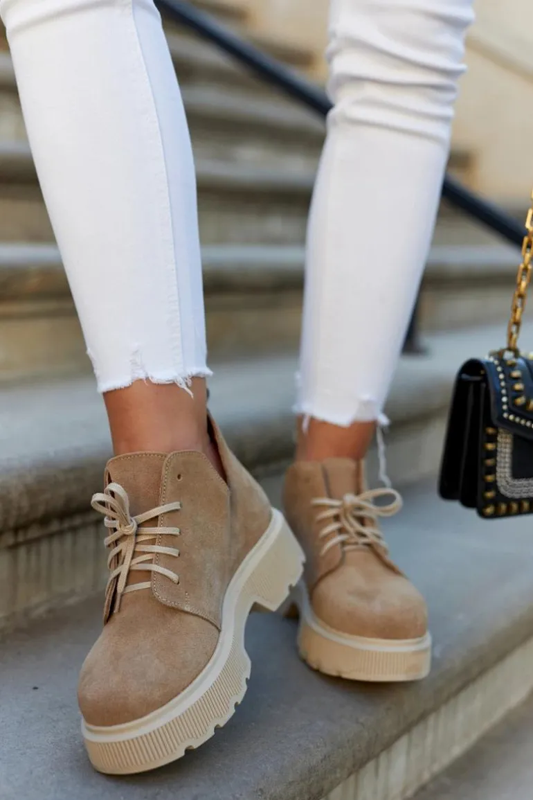 Półbuty Na Masywnej Podeszwie Nicole 2701/060 Beżowe