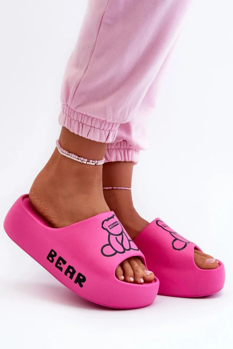 Piankowe Klapki Damskie Na Masywnej Podeszwie Z Misiem Fuksja Lamira