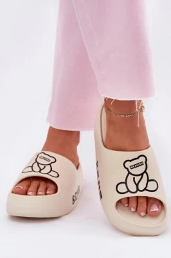 Piankowe Klapki Damskie Na Masywnej Podeszwie Z Misiem Jasnobeżowe Lamira