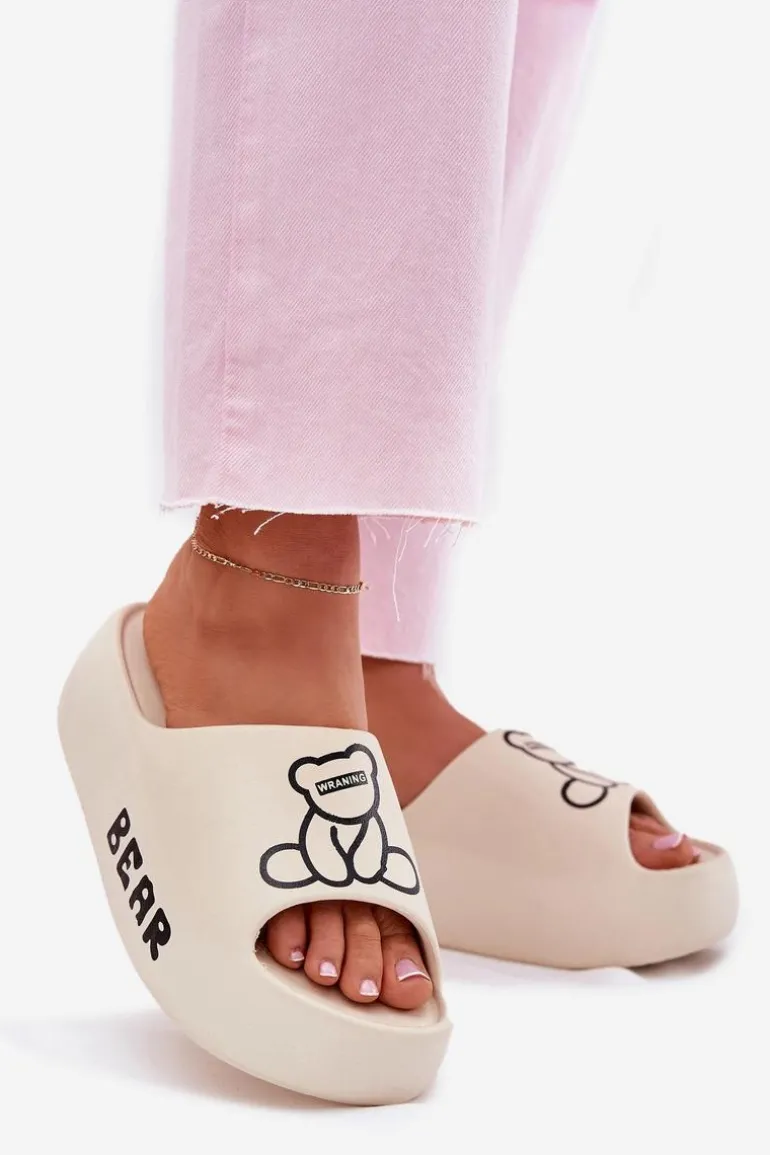 Piankowe Klapki Damskie Na Masywnej Podeszwie Z Misiem Jasnobeżowe Lamira