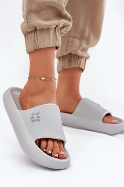 Piankowe Klapki Damskie Na Platformie Z Misiem Vinceza 75210 Szare