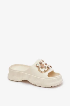 Piankowe Klapki Damskie Ze Złotymi Przypinkami Jasnobeżowe Hortiana