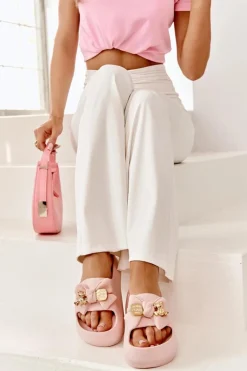 Piankowe Klapki Damskie Z Kokardą Różowe Salessa