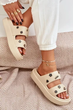 Piankowe Klapki Damskie Z Przypinkami Beżowe Ravanala