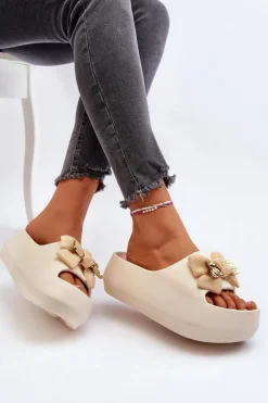 Piankowe Klapki Damskie Z Kokardą Beżowe Salessa