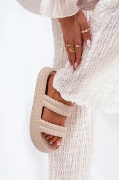 Piankowe Lekkie Klapki Damskie Na Platformie S.Barski ZK51-001 Beżowe