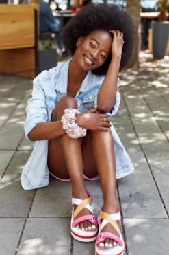 Piankowe Sandały Na Koturnie Big Star HH274A083 Różowe