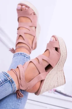 Różowe Zamszowe Sandały Na Koturnie Nowelio