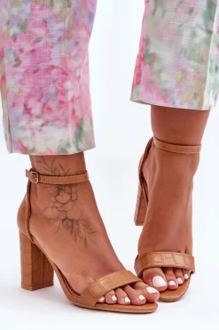 Sandałki Na Słupku Wężowy Wzór Brązowe Hacia