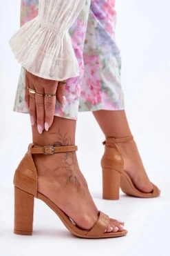 Sandałki Na Słupku Wężowy Wzór Brązowe Hacia