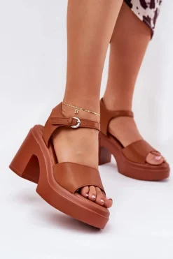 Sandały Damskie Na Masywnym Słupku I Platformie Z Eko Skóry Camel Korlevia