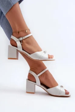 Sandały Damskie Eko Skórzane Na Słupku Z Ozdobami Srebrne Narhi