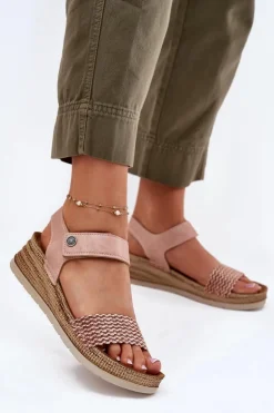 Sandały Damskie Na Koturnie Inblu RV000014 Różowe