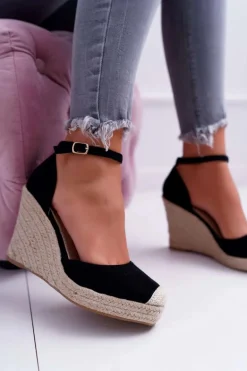 Sandały Damskie Na Koturnie Lniane Czarne Tammaris