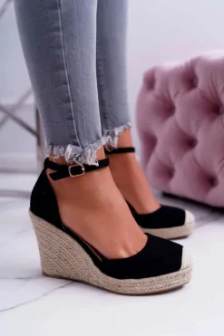 Sandały Damskie Na Koturnie Lniane Czarne Tammaris