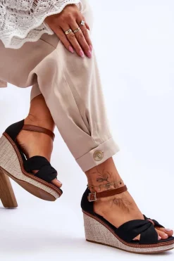 Sandały Damskie Na Koturnie Czarne Daphne