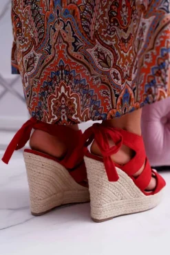 Sandały Damskie Na Koturnie Czerwone Yenga