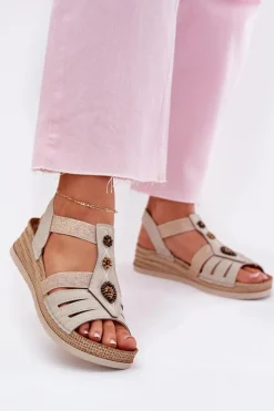 Sandały Damskie Na Koturnie Z Ozdobami Inblu RV000015 Jasnobeżowe