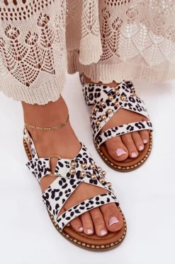 Sandały Damskie Na Płaskim Obcasie Ze Złotymi Ćwiekami Biało-Czarne Zanira