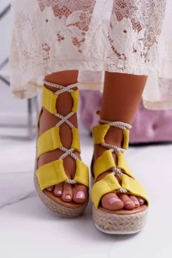 Sandały Damskie na Platformie Zamszowe Żółte Ergola