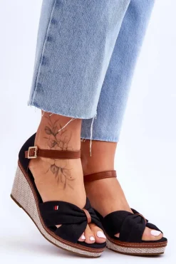 Sandały Damskie Na Plecionym Koturnie Czarne Judith