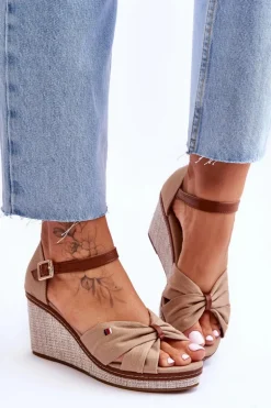 Sandały Damskie Na Plecionym Koturnie Ciemnobeżowe Judith