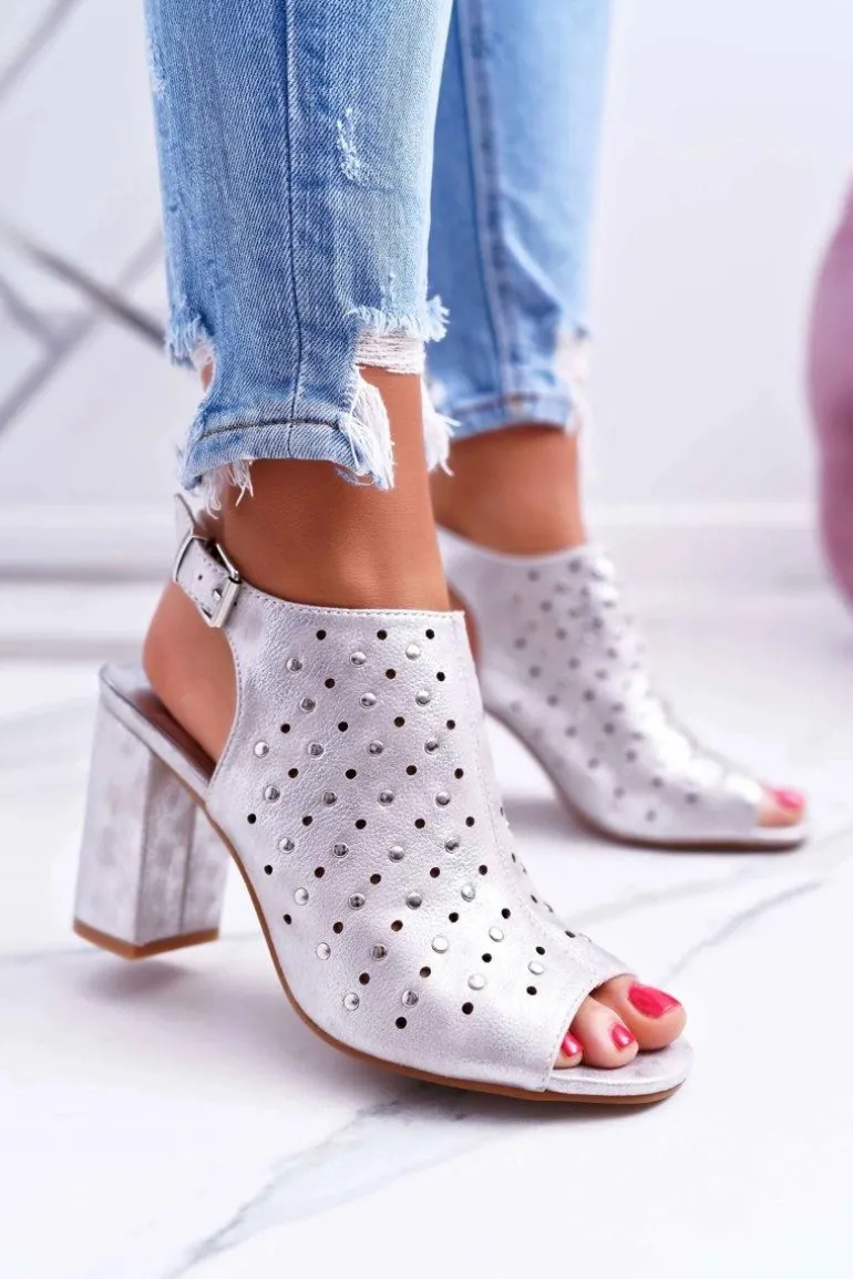 Sandały Damskie Na Słupku Ażurowe z Dżetami Srebrne Hendrix