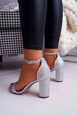 Sandały Damskie Na Słupku Brokatowe Srebrne Berglat