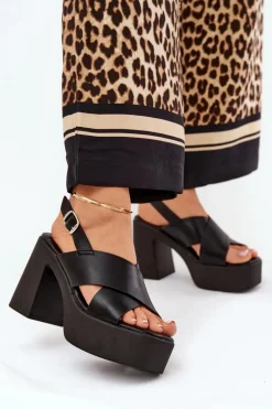 Sandały Damskie Na Słupku I Platformie Z Eko Skóry Czarne Annavin