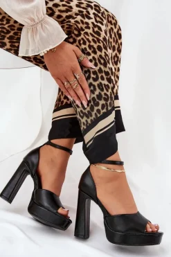 Sandały Damskie Na Słupku I Platformie Eko Skórzane Czarne Lomman