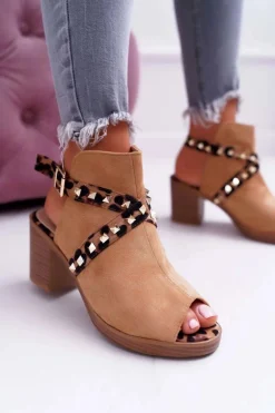 Sandały Damskie Na Słupku Lu Boo Z Cholewką Camel 318-30 Fiode