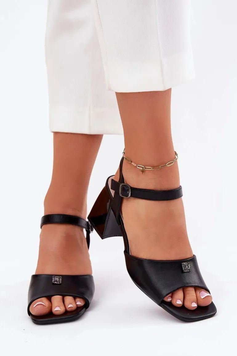 Sandały Damskie Na Słupku Vinceza 62235 Czarne