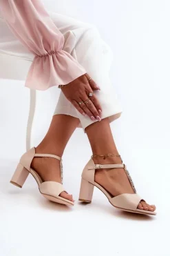 Sandały Damskie Na Słupku Z Ozdobnym Paskiem Eko Skóra Beżowe Triavera