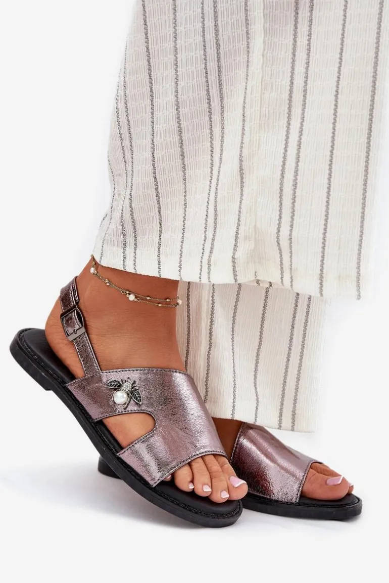 Sandały Damskie Płaskie Z Ozdobnym Detalem Vinceza 17378 Srebrne