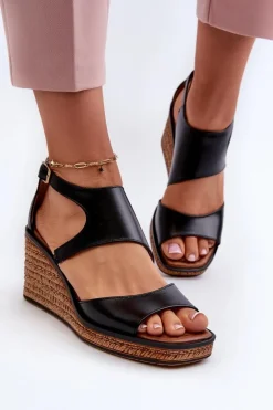 Sandały Damskie Skórzane Na Koturnie Maciejka 06657-01 Czarne