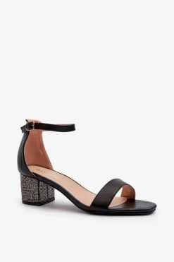 Sandały Damskie Z Eko Skóry Na Zdobionym Obcasie Czarne Wiatalia