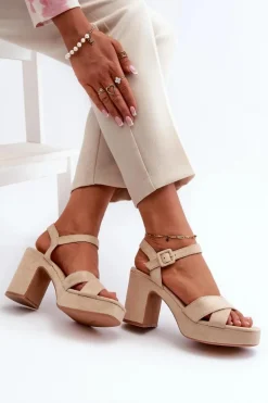 Sandały Damskie Z Eko Zamszu Na Słupku I Platformie Jasnobeżowe Sakane